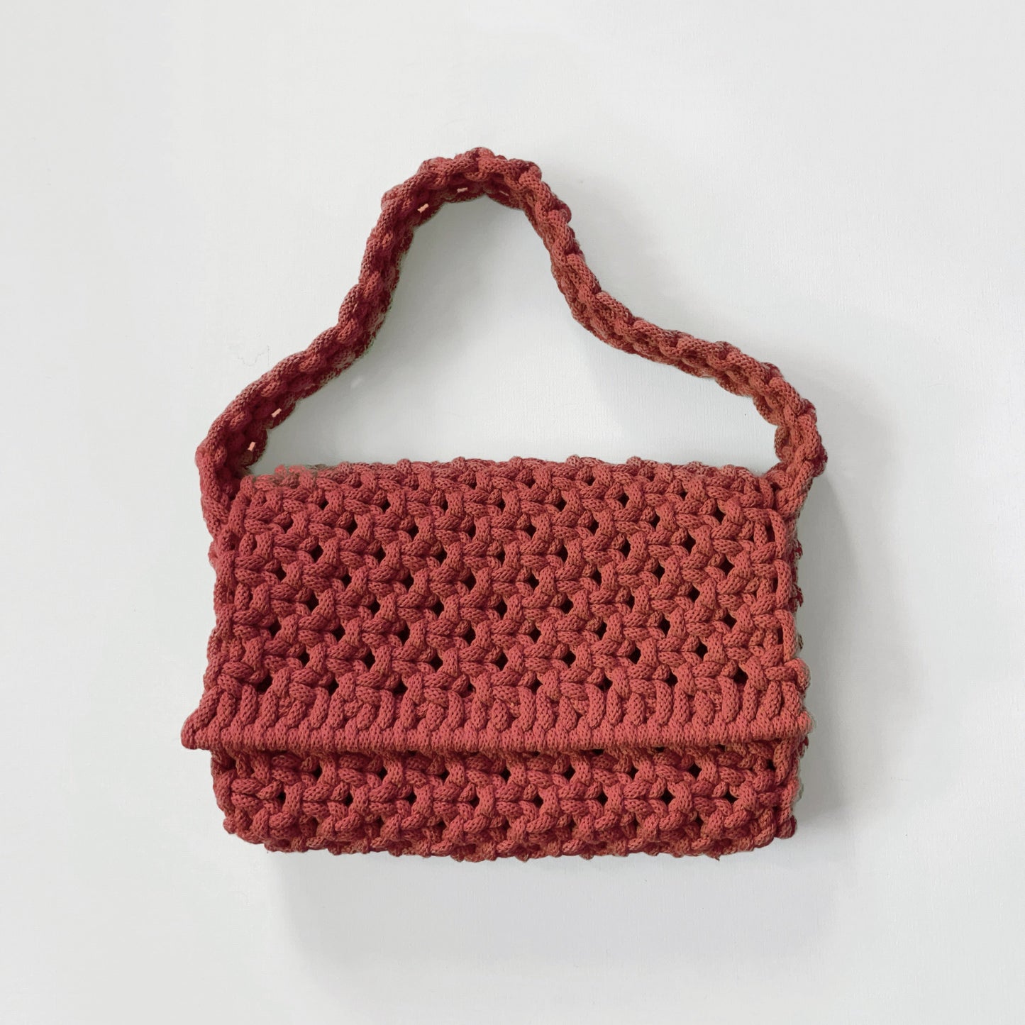 Le Moyen (Couleurs)
