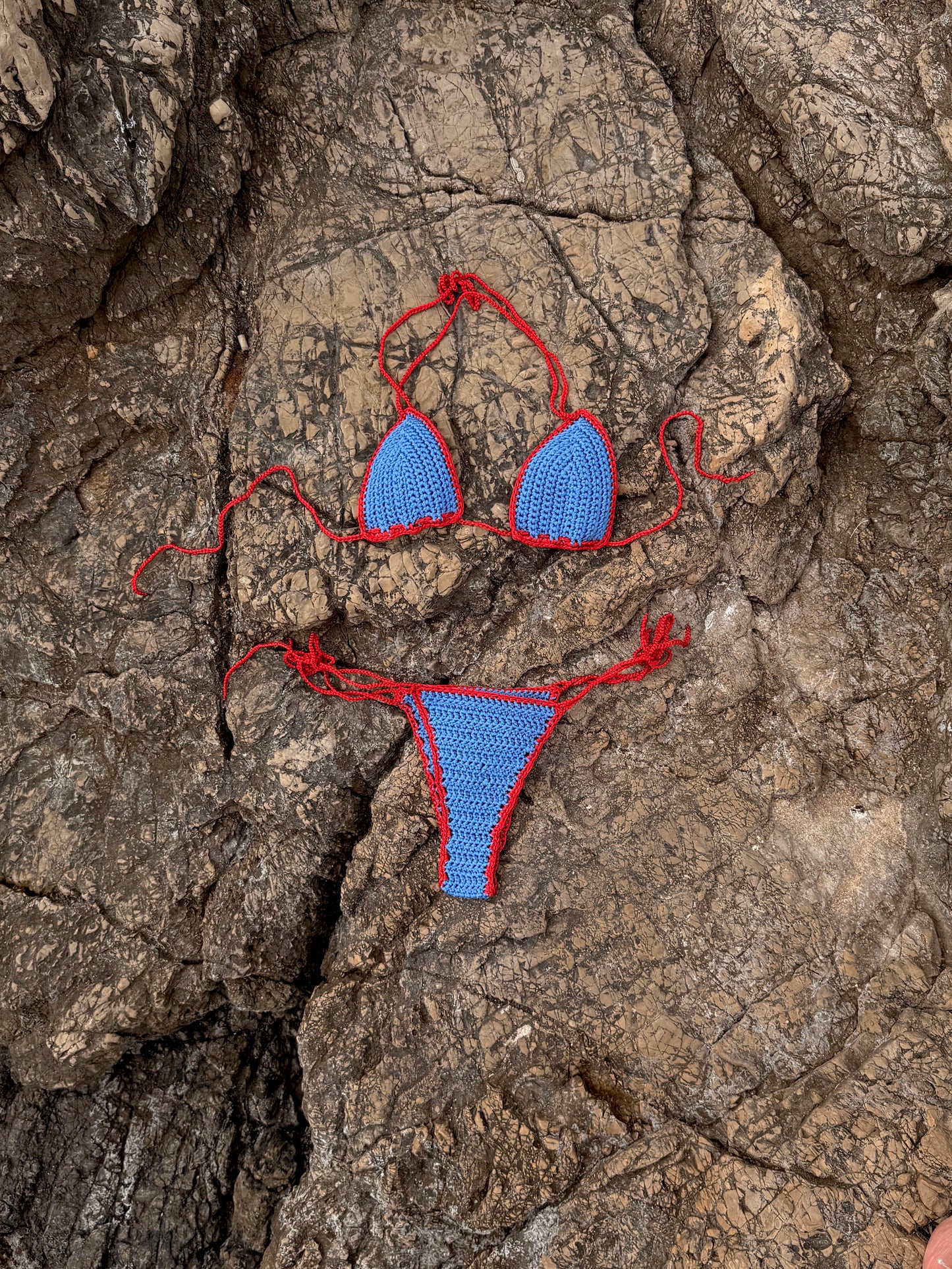 LE BIKINI Haut - Bleu Rouge