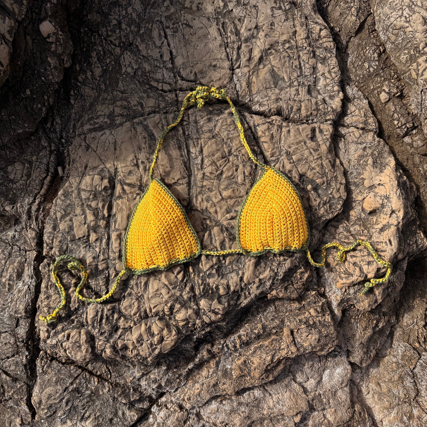 LE BIKINI Haut - Jaune Vert